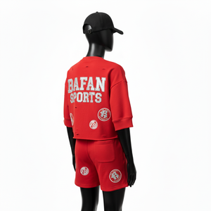 Conjunto de Sudadera y Pantalones Cortos de Felpa de Algodón y Poliéster de Alta Calidad 100% Algodón para Mujer, Color Rojo Liso, Logotipo Chenille Personalizado - Product Image 5