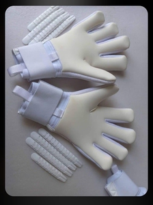 ถุงมือผู้รักษาประตูฟุตบอลแบบกำหนดเองจากโรงงาน ถุงมือผู้รักษาประตูฟุตบอลระดับมืออาชีพ ราคาขายส่ง ปี 2025 - Product Image 4