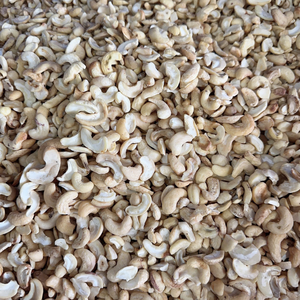 Best Price Cashew <b>Nuts</b> Wholesale W180 W240 Cashew <b>Nuts</b> Santigo Cashew Vietnam Free Tax - Product Image 1