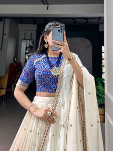 TENNECY Traditional Sequins Thread Embroidery Work Women's <b>Wedding</b> Diwali Blouse Vichitra Silk Lehenga Reversible Stretchable - Product Image 6