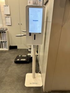 Bodydot BDF1000 Analizador Corporal Inteligente con IA, Monitorización de Salud, Marco de Aleación de Aluminio Flexible, No Plegable, Postura de Cuerpo Completo - Product Image 2