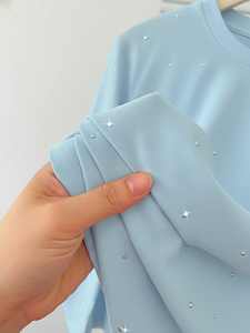 Camiseta de hombre de verano con estampado de letras de diamantes de imitación termoadhesivos, estilo 100% algodón, con diamantes de imitación brillantes en toda la prenda, OEM EE. UU. - Product Image 3