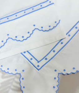 Taies d'oreiller brodées à la main de style européen luxueux artisanat de couture et de couture accepte les commandes en gros nouveau - Product Image 6