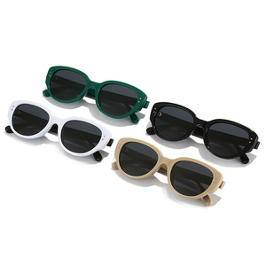 Gafas de Sol Polarizadas con Marco Ovalado Retro Estilo Ojo de Gato, Tendencia Nueva Y2K TR90, Gafas de Moda Retro Chinas para Hombre y Mujer - Product Image 2
