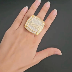 Anillo de Lujo Personalizado con Moissanita y Rubí, Acabado en Oro sobre Plata de Ley, Joyería Unisex Estilo Hip Hop para un Estilo Personal Audaz - Product Image 1