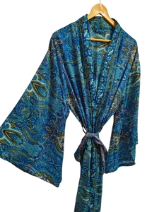 ชุดคลุมยาวระดับข้อเท้า ผ้าไหมหลากสี ชุดนอน ชุดคลุมสไตล์อินเดีย วินเทจ ผ้าไหมซารีรีไซเคิล คิโมโน - Product Image 3