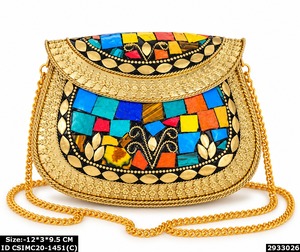 Bolso de Mano Étnico Hecho a Mano con Mosaico, Adorno de Botones, Forro de Satén y Correa de Cadena Metálica - Product Image 5
