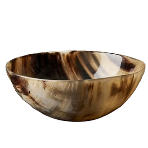Tazón de Cuerno Natural Pulido Hecho a Mano - Tazón Elegante y Duradero para Ensaladas y Servir, Ecológico, Decoración Premium para Mesa de Comedor, Regalo - Product Image 1