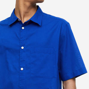 เสื้อเชิ้ตเดรสผู้ชายแขนยาวผ้าซาตินถักลายคลาสสิก ดีไซน์ทันสมัย ราคาประหยัด รับผลิตแบบ OEM พร้อมปักโลโก้ เหมาะสำหรับใส่ทำงานในออฟฟิศ - Product Image 5