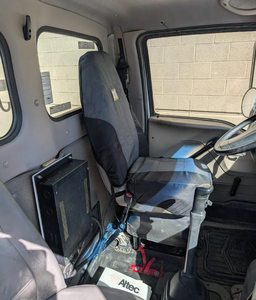 Grues montées sur camion 2009 AC23-95R montées sur STERLING L7500 2009, capacité de levage de 47000 lb - Product Image 4