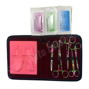 Kit de sutura de piel artificial de acero al por mayor, instrumento médico, modelo de entrenamiento médico, almohadilla de sutura de silicona con tijeras para práctica - Product Image 1