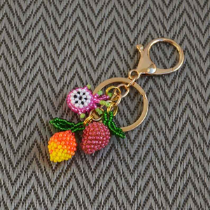 Porte-clés coloré écologique fait main pour femme, motif feuilles, perles et pierres, idéal pour mariage, anniversaire, Fête Nationale - Product Image 2