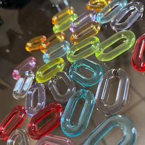 งานฝีมืออินเดีย ทำด้วยเรซิ่นอีพ็อกซี่ ตกแต่งผนังแบบแขวน พร้อมสีและโลโก้ตามสั่ง ของตกแต่งสไตล์โบโฮสุดหรู สินค้าขายดีสไตล์อเมริกัน - Product Image 1