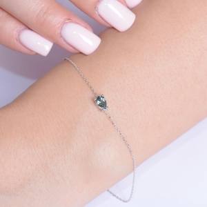 กำไลข้อมือทัวร์มาลีนสีเขียวทรงลูกแพร์ ของแท้รับรองคุณภาพ ของขวัญเครื่องประดับประจำเดือนเกิดสำหรับคนรัก - Product Image 6