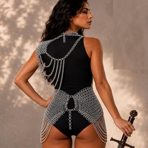 Conjunto de armadura de malla Nightbane |   Disfraz de Guerrero Gótico - Product Image 2