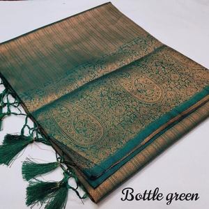 FANCY KUBERA PATTU SAREE EN SOIE AVEC BLOUSE NON POUSSÉE VERT - Product Image 1