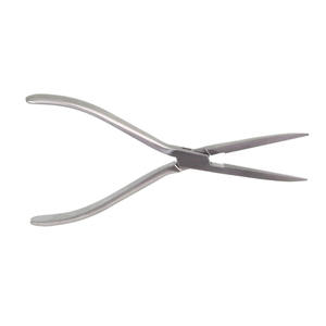 คีมปากแหลมยาว 6 นิ้ว ปลาย 2 มม. ความยาวปาก 5.7 ซม. ผลิตจากสแตนเลส สำหรับเครื่องมือผ่าตัดกระดูกและข้อ โดย Grip Surgical - Product Image 2