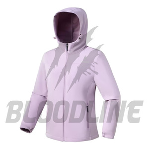 Veste coupe-vent rose clair à capuche pour femme, manches longues, motif imprimé éclair, pour l'automne et les activités de plein air - Product Image 1