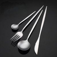 Ensemble de couverts élégants en acier inoxydable, finition miroir, motif diamant classique, couverts durables pour la salle à manger