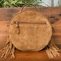 Sac à bandoulière rond en cuir de vachette à franges fait main pour femmes, style western, avec motif floral gravé au laser, sac à main en daim