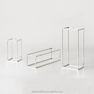 Présentoir de sac à main en métal argenté en acier inoxydable pour magasin - Product Image 3