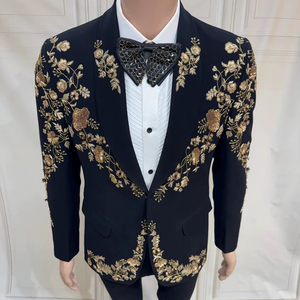 Costume de smoking noir brodé pour homme, ensemble de blazer de fête de mariage avec motif floral doré, costume formel personnalisé - Product Image 3
