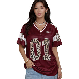 Maillot de football américain tendance 2026 à imprimé léopard pour femme, chemise de match en maille, col en V personnalisé, tenue d'équipe, fabricant en gros - Product Image 5