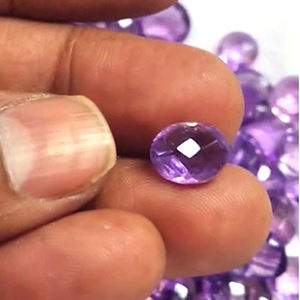 อเมทิสต์ธรรมชาติคุณภาพสูง 175 ชิ้น ขนาด 8 มม. ถึง 15 มม. รูปทรงบิรูเล็ตต์ น้ำหนัก 378 กะรัต ขายจากบราซิล พลอยหลวม ราคา 84 ดอลลาร์สหรัฐ - Product Image 3