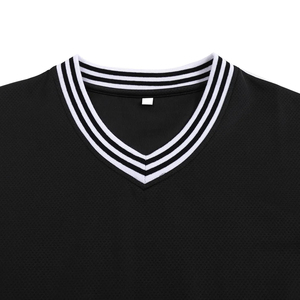 Maillots de football personnalisés de haute qualité, respirants, à séchage rapide, avec empiècements en mesh, coupe ample, imprimés par sublimation, personnalisables, t-shirts d'entraînement - Product Image 4