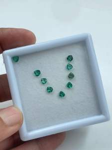 Pendentif en émeraude de haute qualité, taille trillon, pierre précieuse naturelle verte, bijoux fins pour cadeau, prix de gros, 5 pièces - Product Image 3