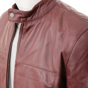 แจ็คเก็ตหนังผู้ชายทรงคลาสสิก ให้ความสบายสไตล์วินเทจสปอร์ต แฟชั่นแนวสตรีทในเมือง ทรงหลวมใส่สบาย เหมาะสำหรับฤดูหนาว - Product Image 5