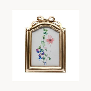 Marco de Fotos Metálico Decorativo Premium, Elegante Soporte de Fotos para Mesa, Diseño Maravilloso, Decoración Personalizada para el Hogar - Product Image 2