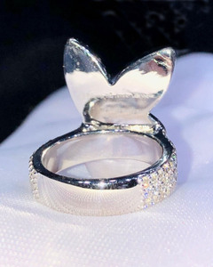 Anillo de compromiso de plata de ley 925 con moissanita estilo conejo Iced Out Hip Hop Champions para hombre, regalo de cumpleaños y aniversario - Product Image 5