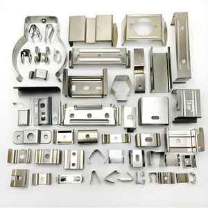 Fabrication de tôles en aluminium, laiton et acier inoxydable sur mesure de haute qualité, pliage, soudage, estampage, découpe laser - Product Image 5