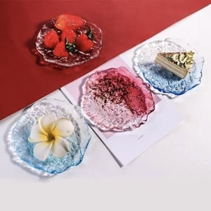 Assiette ronde en résine d'art populaire ILAHI - Motif simple, durable pour le service, les cadeaux et la décoration intérieure - Product Image 3