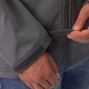 Veste softshell homme légère, haute qualité, imperméable, taille et couleur personnalisées, en vente - Product Image 1