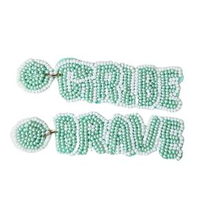 Elegantes pendientes de aro con cuentas bordadas a mano – Joyería de moda para mujeres de la India - Product Image 4