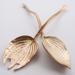 Cuchara para ensalada de aluminio con forma de hojas, ideal para hoteles, altamente funcional, con mango dorado, para bodas, vajilla, cubiertos. - Product Image 1