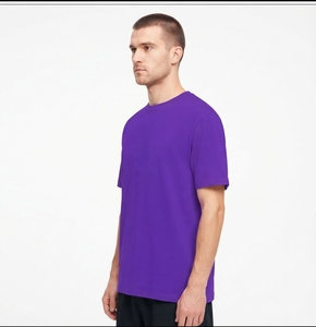 Camiseta de Manga Corta con Cuello Redondo para Hombre, Color Morado, Corte Regular, Color Sólido, Informal, de Algodón Jersey - Product Image 2