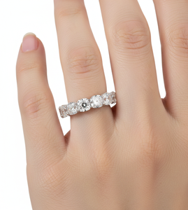 Bague de mariage étincelante en diamant de laboratoire taille coussin Infinity, en argent sterling massif 925, or blanc 14K 18K - Product Image 6