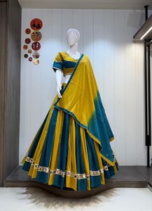 Lehenga Choli de Algodón Puro Camric con Bordado de Espejos, Estilo Delgado y Elegante, Especial para Navratri, para Bodas, Fiestas y Eventos Tradicionales de Invierno - Product Image 6