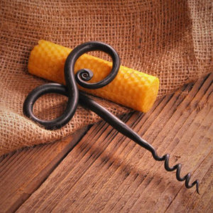 Sacacorchos y abridor de botellas de cerveza de hierro forjado a mano de alta calidad, herramienta de barra de acero al carbono hecha a mano, regalo a excelente precio. - Product Image 1