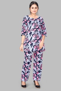 Conjunto de dos piezas de rayón Polly con estampado floral de alta calidad para mujer, conjunto de ropa informal de verano con cuello redondo para mujer. - Product Image 1