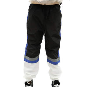 Ensemble de survêtement deux pièces personnalisé en nylon et polyester pour homme – Veste coupe-vent et pantalon de jogging pour l'été - Product Image 4