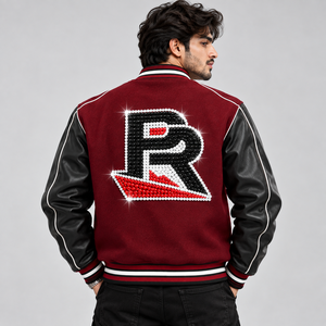 Chaqueta universitaria personalizada para hombre, estilo cheerleading, con letras de diamantes de imitación y mangas de cuero premium. La mejor calidad, último diseño. - Product Image 4