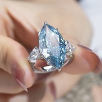 Bague en Moissanite Dorée Blanche Style Hip-Hop Étoile Givrée pour Fiançailles ou Cadeau – Style Classique Prix Export