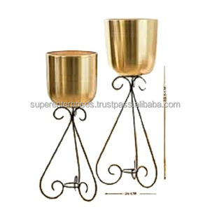 Macetas con acabado de latón Macetas interiores de latón y serie de macetas Jardín al aire libre Suministros para el hogar y el jardín Maceta grande de suelo de metal - Product Image 1