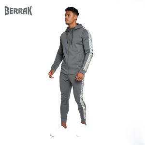 Men's Casual Tracksuit 2021 New Men's <b>Hoodies</b> and Sweatpants Two Pieces Sets Sportswear High Quality Clothing for Male - Product Image 2