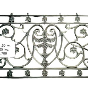 Élégant et moderne : Balustre extérieur décoratif en fer forgé, composant architectural durable et personnalisé de qualité supérieure - Product Image 1