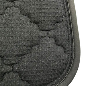 Tapis de selle matelassé pour cheval avec surpiqûres en losange, couleurs unies, tissu en coton, prix raisonnable, confort optimal - Product Image 5